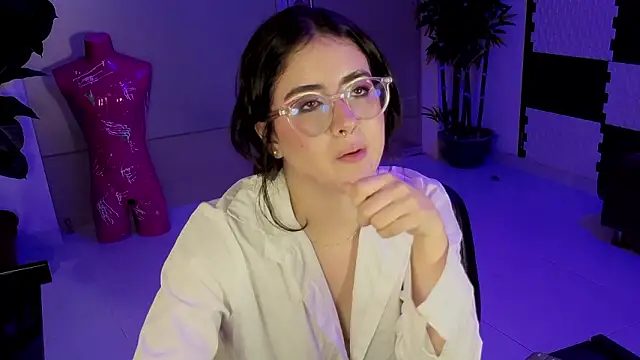 LiLLiAnderson's cam snapshot