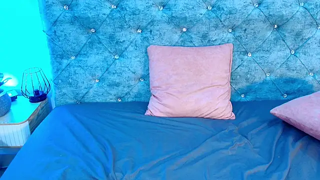 Violetaa_Rose's cam snapshot