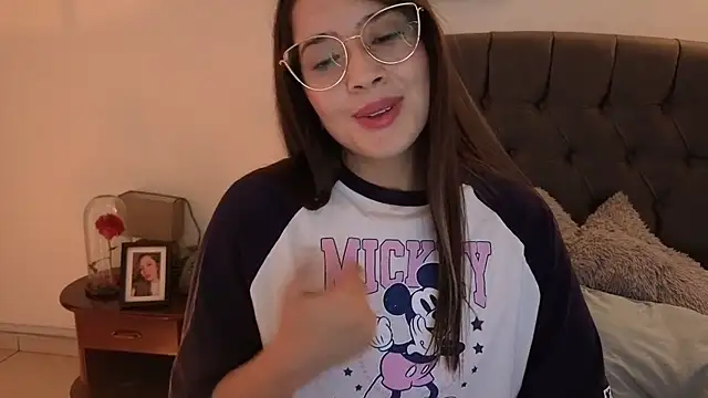 Emma_Lombardi's cam snapshot