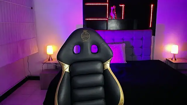 _Charlotte_Collins_ live sex cam