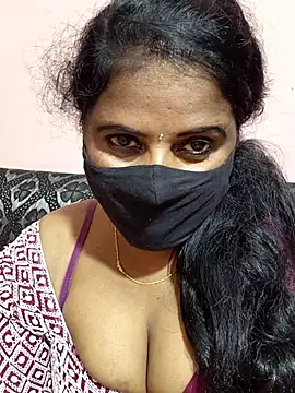 siri_tamiltelugu's cam snapshot