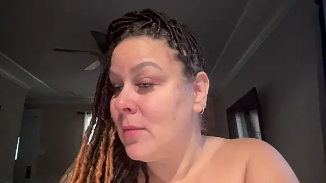 WorldsGreatestCockRater's cam snapshot