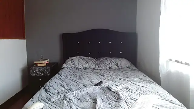 Emilia_1995's cam snapshot