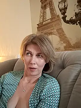 stellahere8's cam snapshot