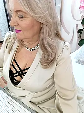 AvrilMillers's cam snapshot