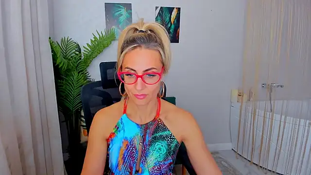 MuseOfStage's cam snapshot