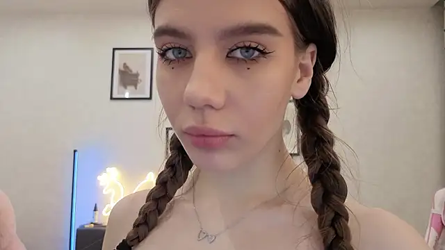 dolly_ll's cam snapshot