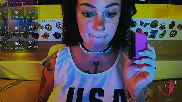 EllieOz's cam snapshot