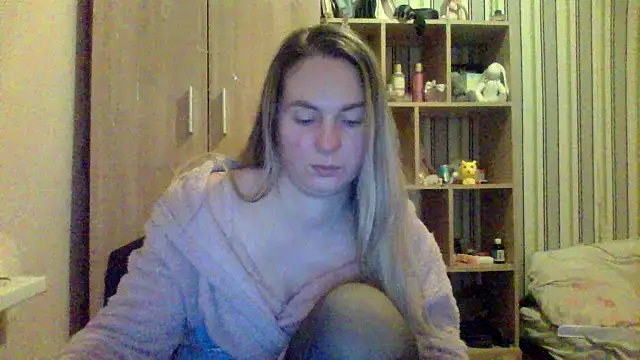 VikiLove765's cam snapshot