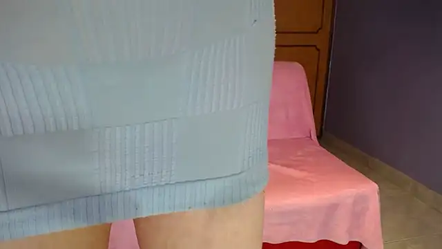 sophia_ny's cam snapshot