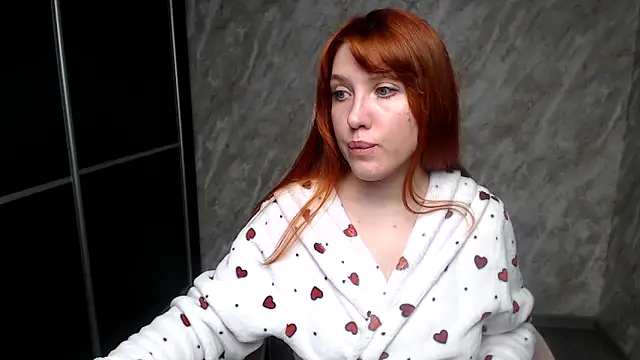 Reginasmilee's cam snapshot