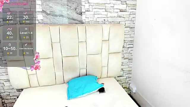 Celesste_doll's cam snapshot