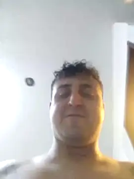 Mrandreuw live sex cam