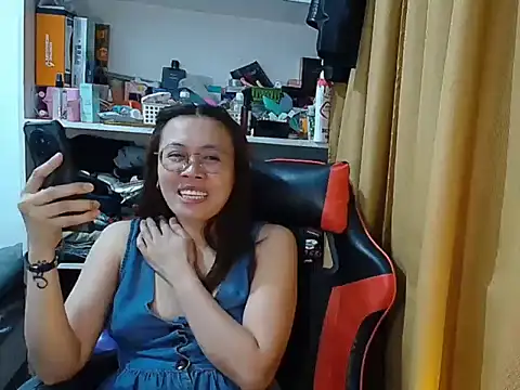 crizzybel's cam snapshot