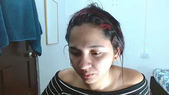 Thalian's cam snapshot