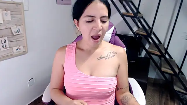 samantha_baby_'s cam snapshot