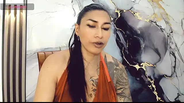 khiara_moretti live sex cam