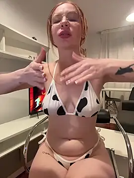 redheaddoll22 live sex cam