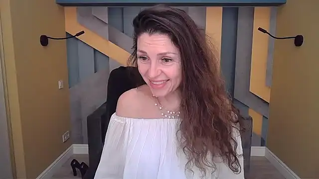 EllaLong live sex cam