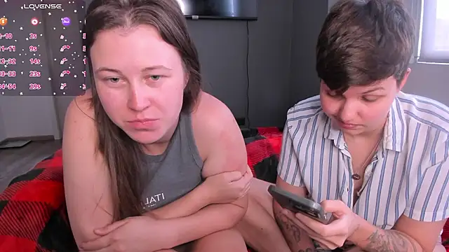 Tenderly_Couple live sex cam