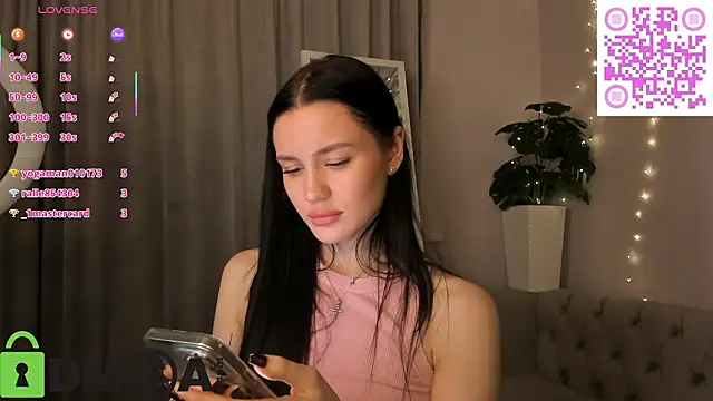 Aria_Mila live sex cam