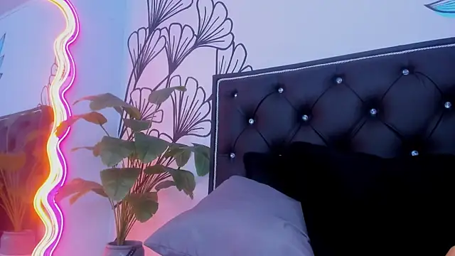 Sweet_Ariadna_ live sex cam