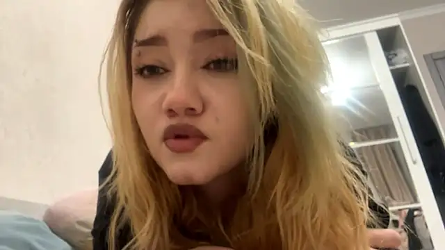 LisaCristmas's cam snapshot