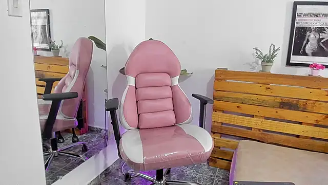 Naughty_Vanessa_'s cam snapshot