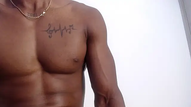 drake_brwon_23 live sex cam