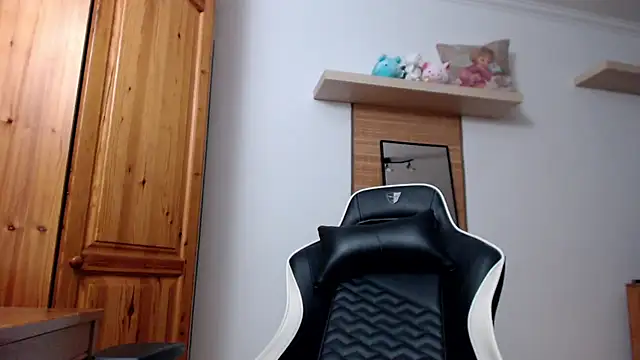 Lisakisss live sex cam