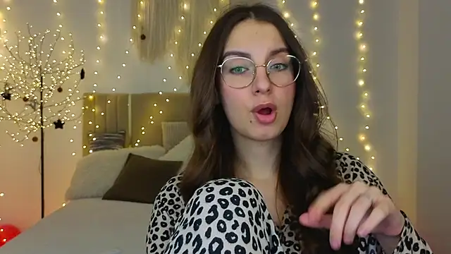 Real_cutie1's cam snapshot