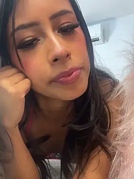 CaterinaRomano's cam snapshot