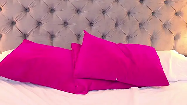 SamantaG's cam snapshot