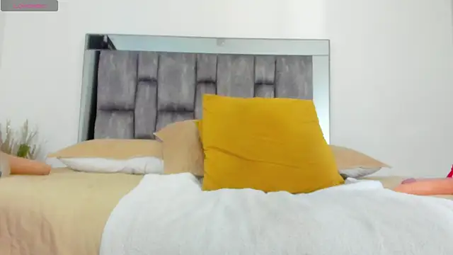 alyssia_ocean's cam snapshot