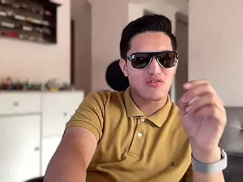 alexandergrey760886's cam snapshot