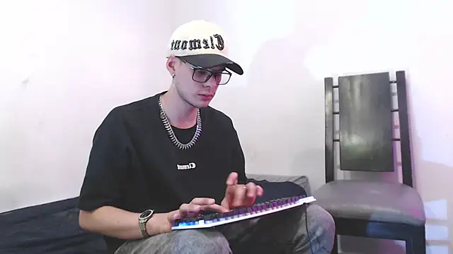 Vlad__night's cam snapshot