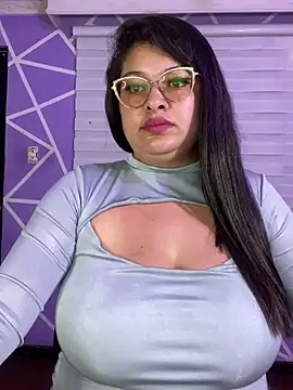 MiiaaJoness's cam snapshot