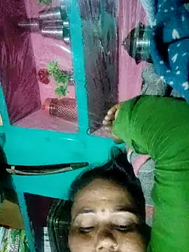 Pooja750's cam snapshot