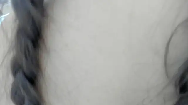 mask_red_girl's cam snapshot