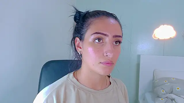 AmmyRouse__'s cam snapshot