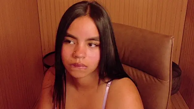 SofiaMante_'s cam snapshot