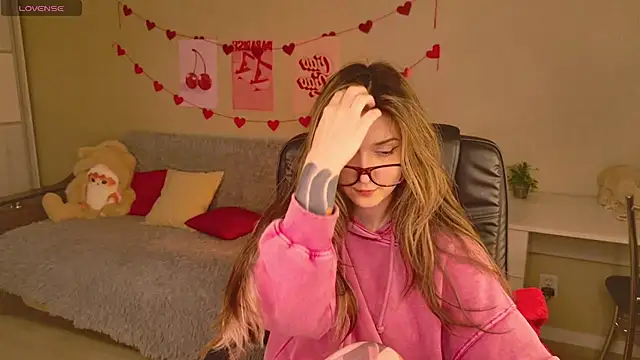 BellaSink's cam snapshot