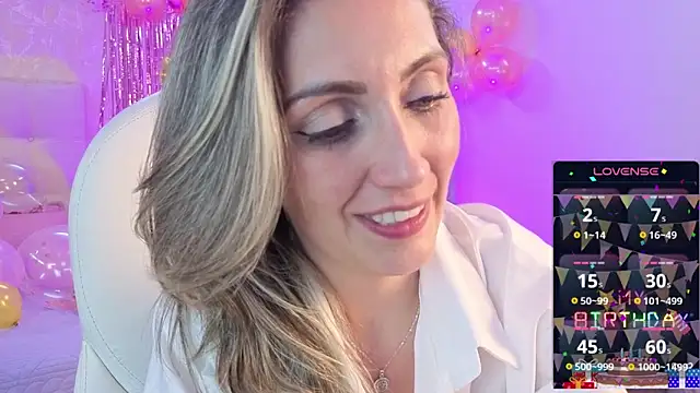 anny_sweet72's cam snapshot