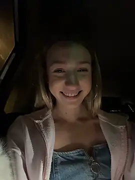 Lia__Love's cam snapshot