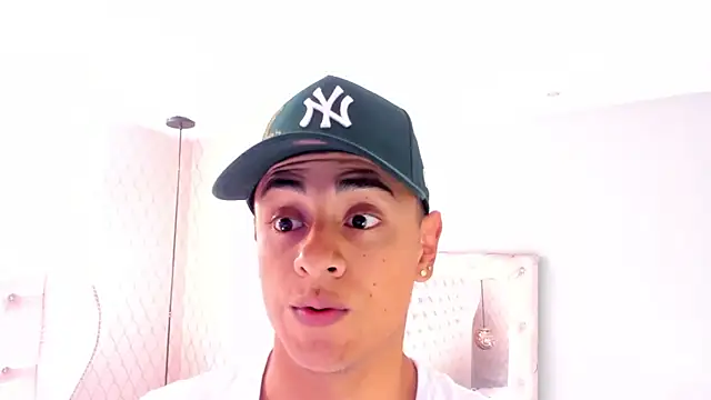 Lucii_fer_'s cam snapshot