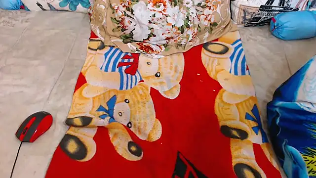 ChocolateClit's cam snapshot