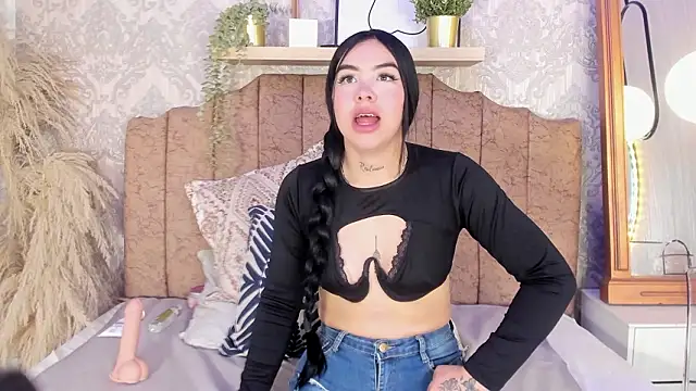 Sarah_amy_'s cam snapshot