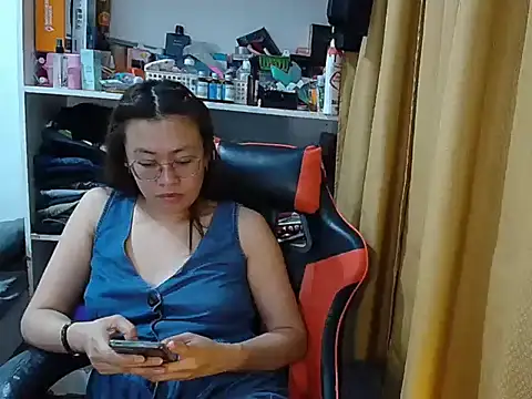 crizzybel's cam snapshot