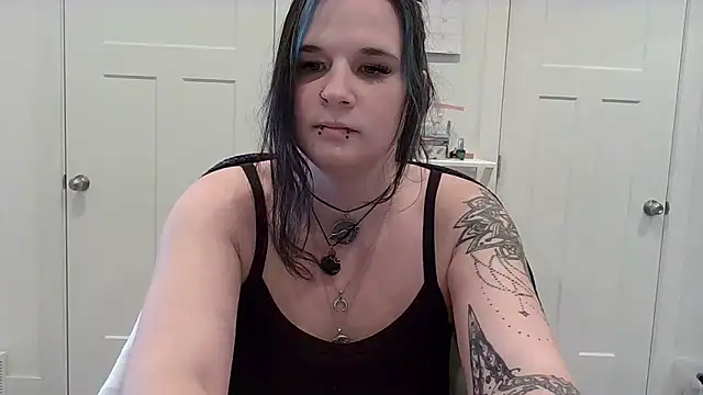 CherryWilde's cam snapshot