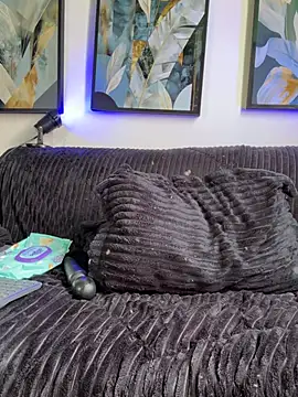 Dakotaa-lee's cam snapshot